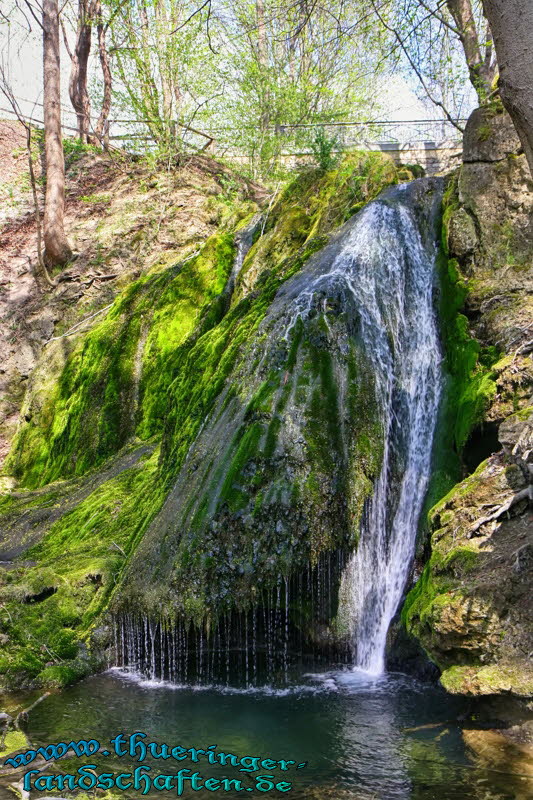 Lutter-Wasserfall bei Grobartloff