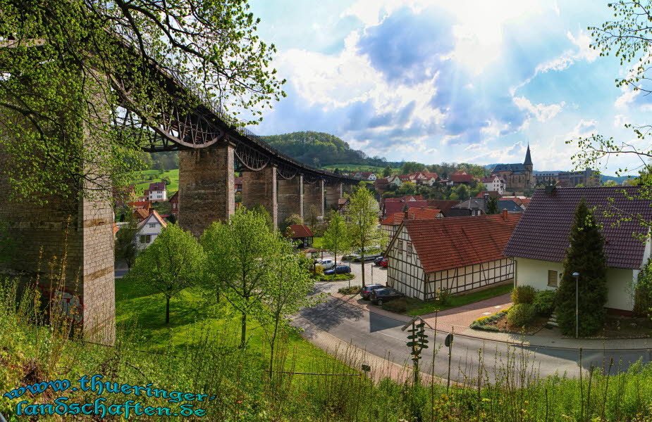 Viadukt in Lengenfeld unterm Stein