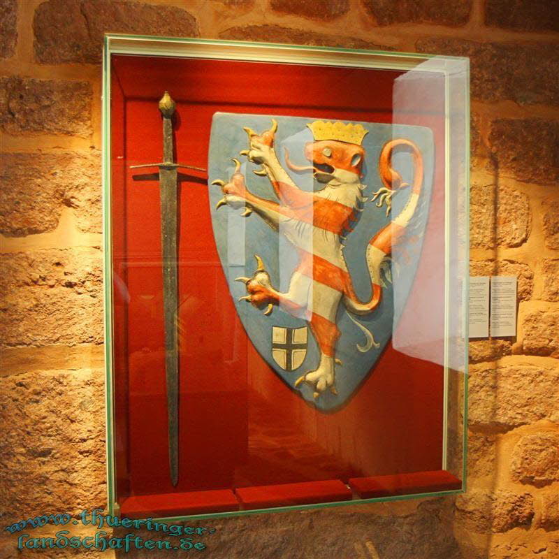 Ausstellung auf der Wartburg (Schild und Schwert Konrads von Thringen)