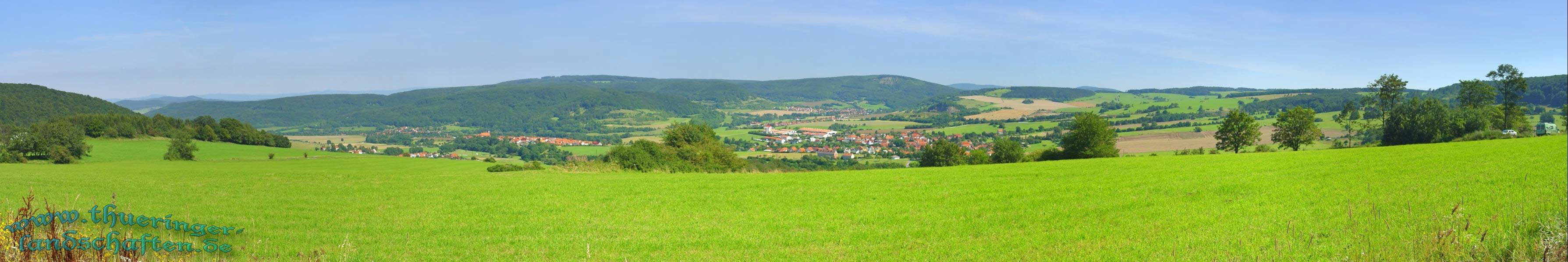 Weitsicht vom Katzenstein bei Andenhausen (Brunnhartshausen, Neidhartshausen, Zella, Diedorf, Fischbach, Empfertshausen)