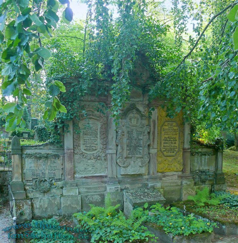 Historischer Friedhof