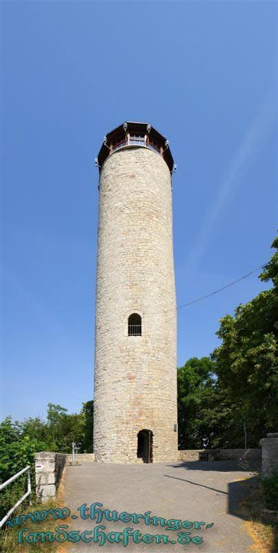 Der Fuchsturm auf dem Hausberg