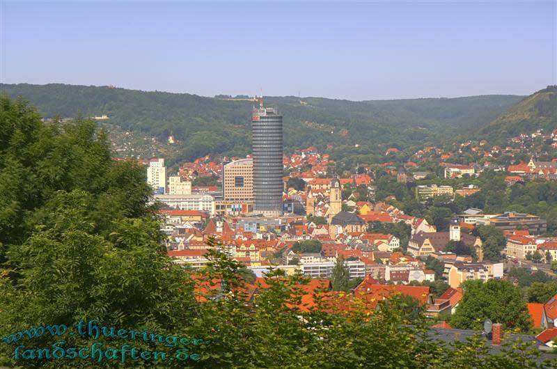 Weitsicht vom Hausberg (Jentower)