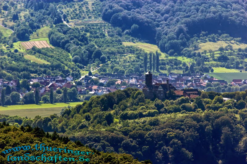 Blick von der Teufelskanzel auf die Burg Ludwigstein