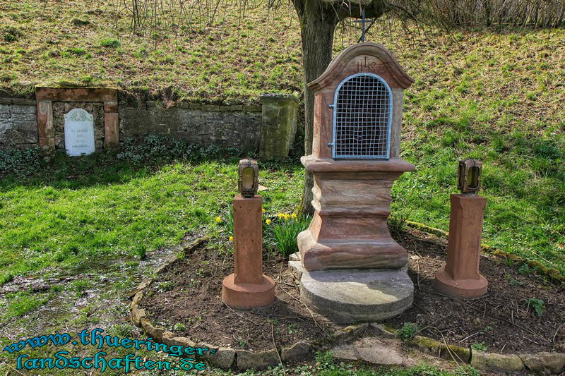 Dnkreuz bei Deuna (Linde und Quelle)