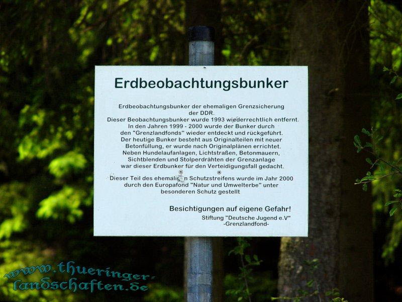 Infotafel zum Erdbeobachtungsbunker