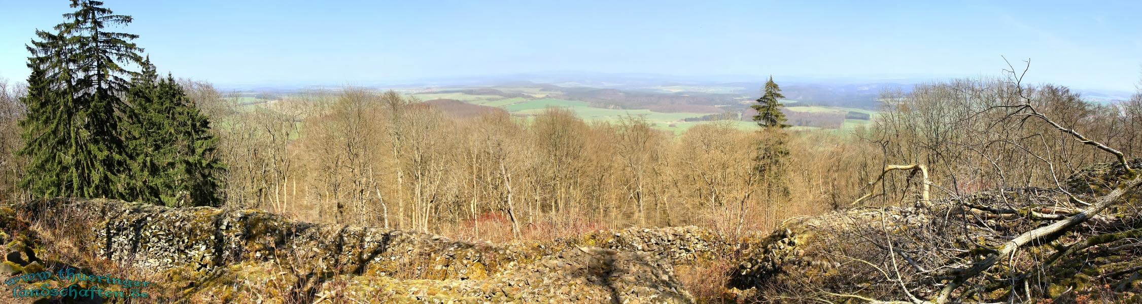 Wanderung auf den Kleinen Gleichberg & Das Steinsburgmuseum