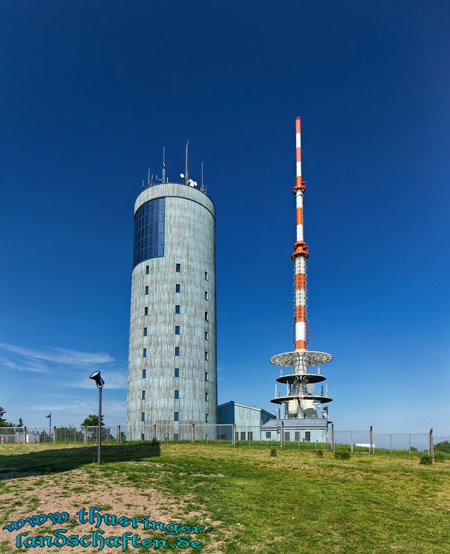 Sendeanlage im Sommer