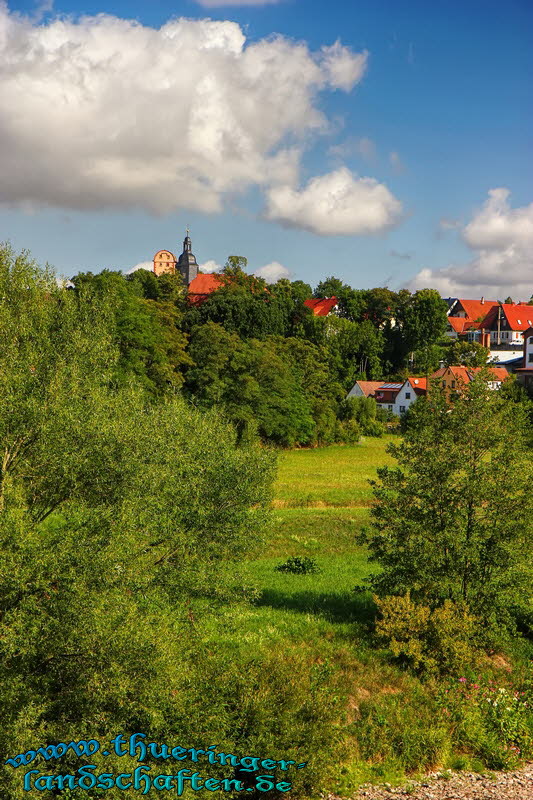 Blick zum Renaissanceschloss und Zur Basilika Breitungen