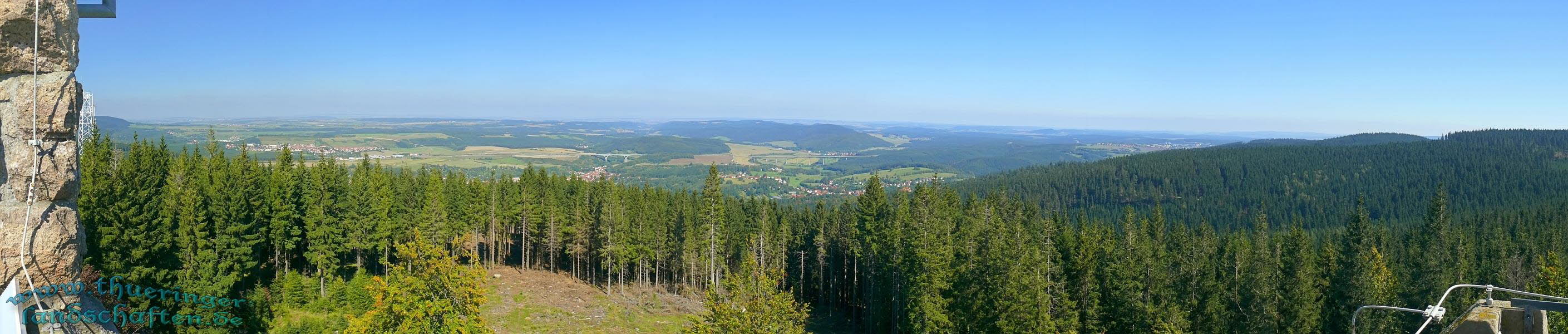 Weitsicht vom Aussichtsturm auf der Hohen Warte