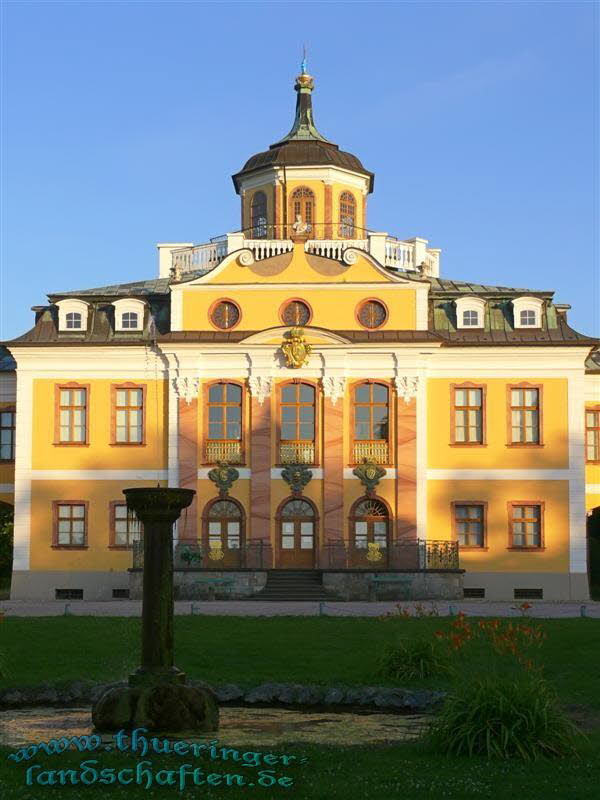 Schlosspark Belvedere